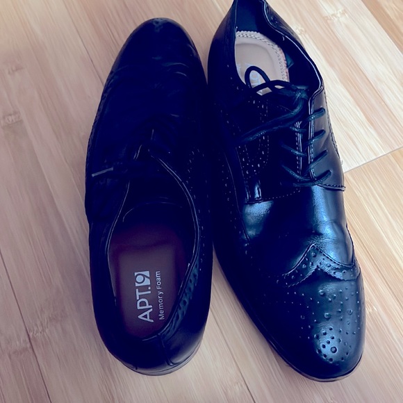 Men’s Black Shoes - Picture 5 of 6